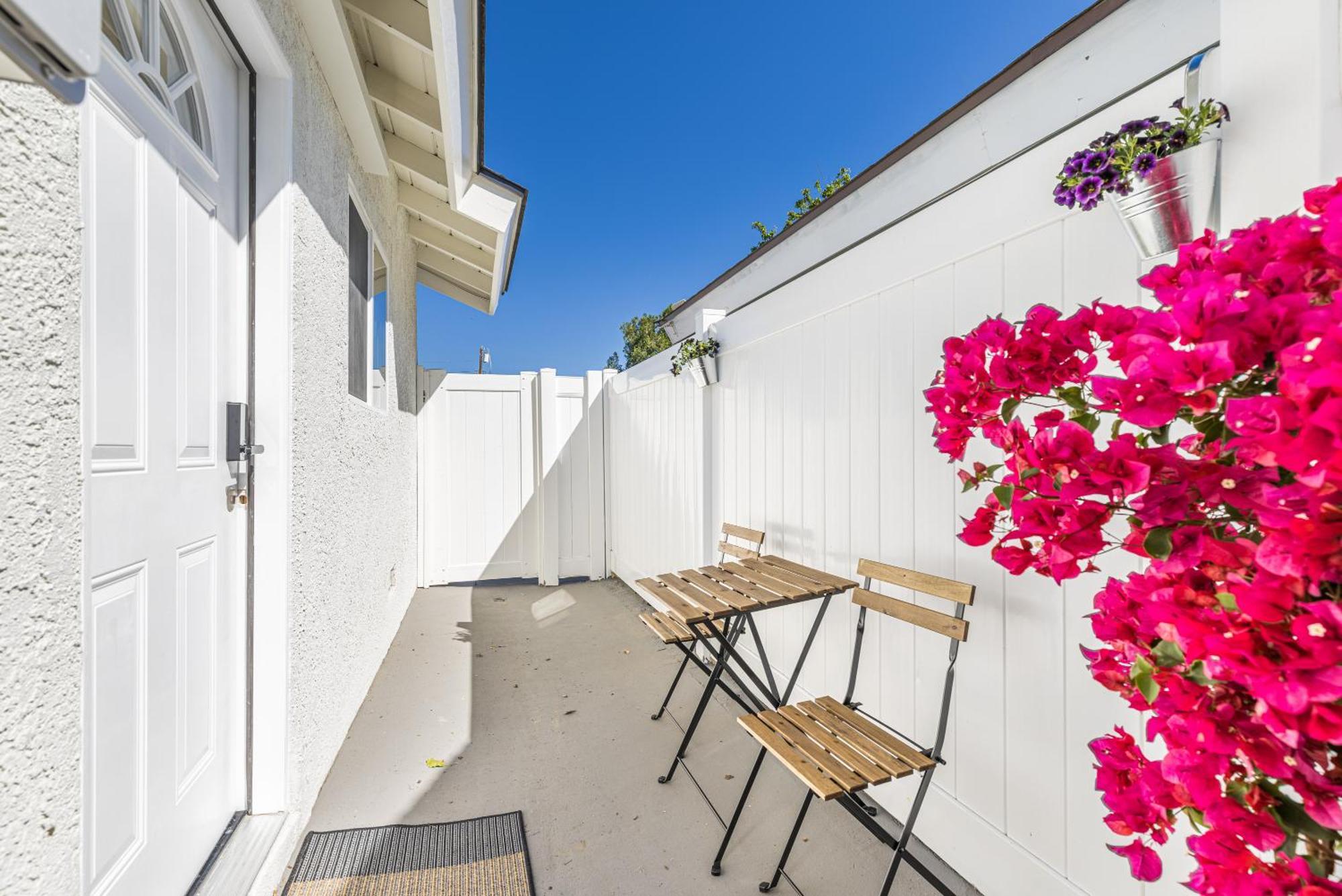 Private Stylish Studio, Near Csun, Fast Wi-Fi Los Angeles Exterior photo