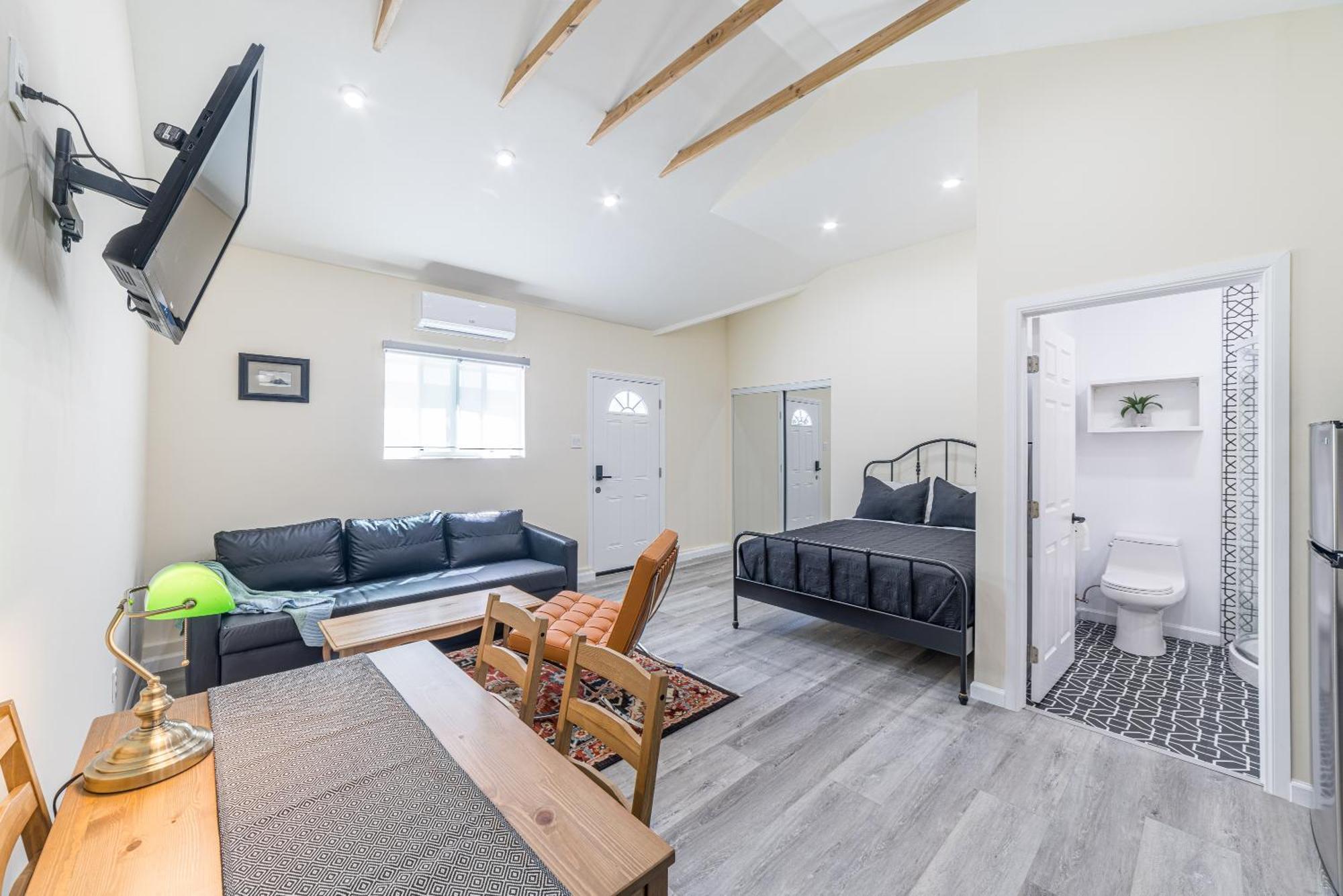 Private Stylish Studio, Near Csun, Fast Wi-Fi Los Angeles Exterior photo
